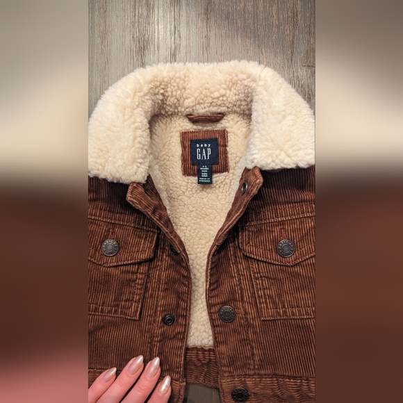 Baby GAP jacket size 0-6 months - Picture 3 of 6